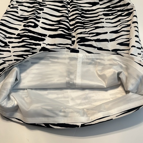 Banana Republic Trina Turk Zebra Print Mini Skirt Size 2 - Picture 13 of 16